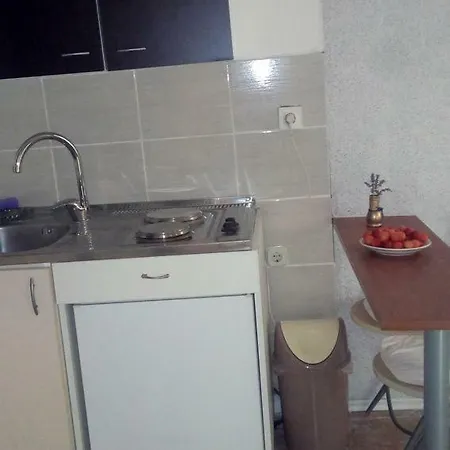 8179c Apartment *